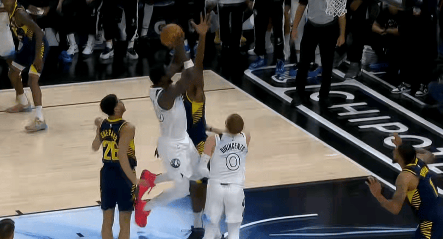 九游平台-猛龙击败步行者，取得关键胜利(图1)