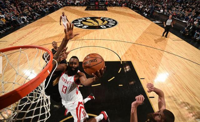 猛龙胜老牛前史，安东尼-戴维斯封盖队友解救【九游APP】(图2)