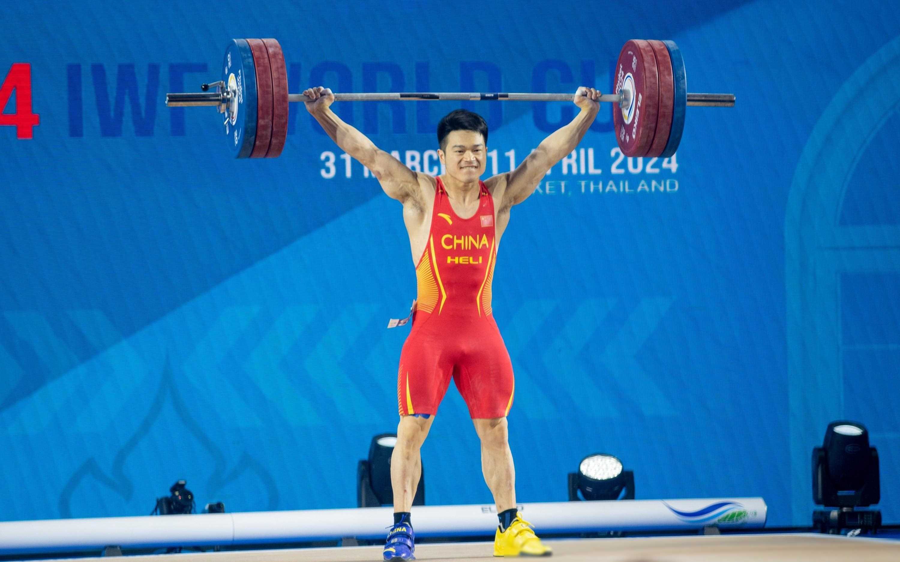 选手积极斗志,在赛场上奋勇争先 选手积极斗志,在赛场上奋勇争先:九游官网(图2)