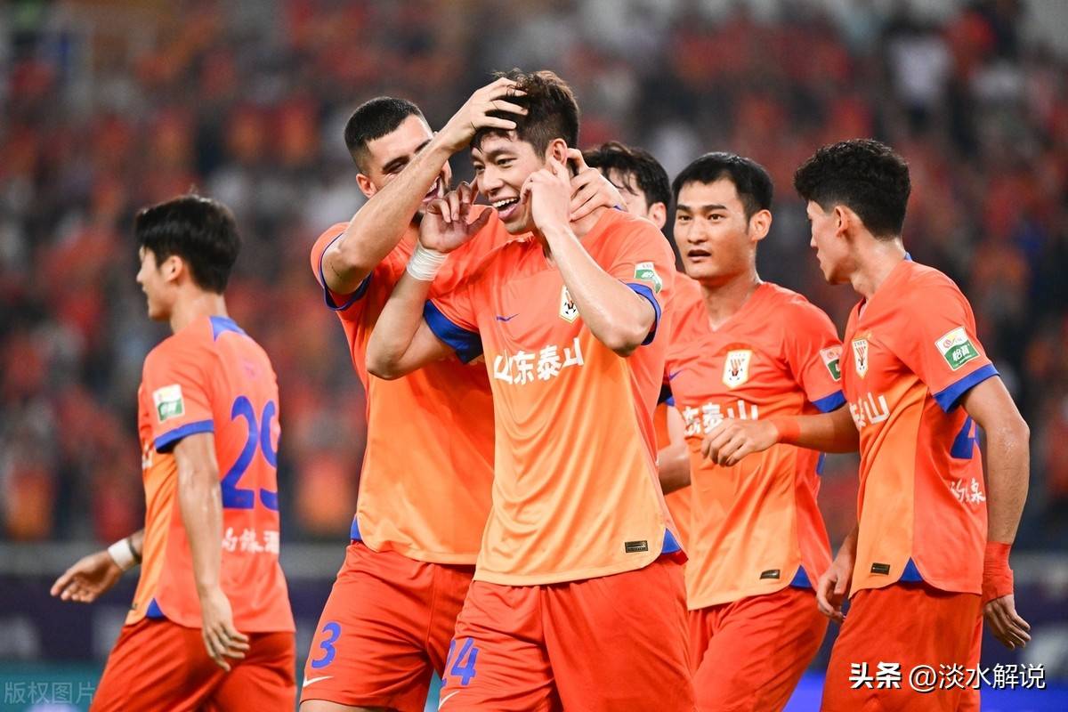 山东足球赛前发布新战术,球员拼搏取胜 九游APP|山东足球赛前发布新战术,球员拼搏取胜(图2)